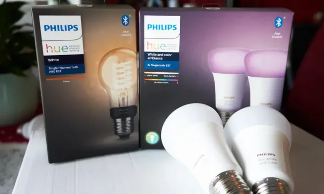 Philips Hue - inteligentne oświetlenie, które tworzy smart life po polsku. Żarówki białe i kolorowe.