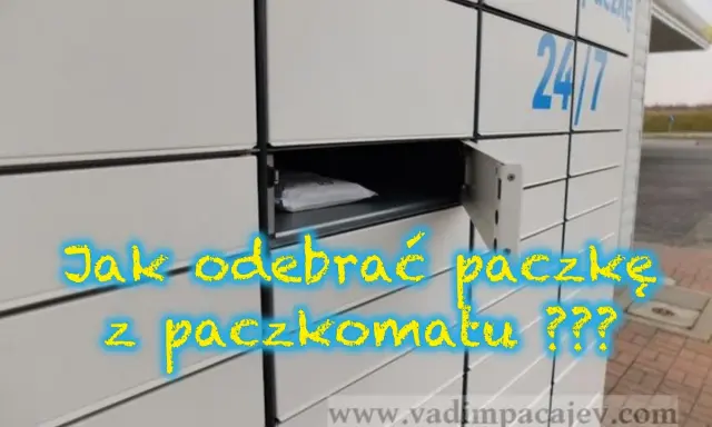 Paczkomat z otwartą skrytką, w której widać paczkę. Napis: "Jak odebrać paczkę z paczkomatu ???". Kupujący nie odebrał przesyłki z paczkomatu.