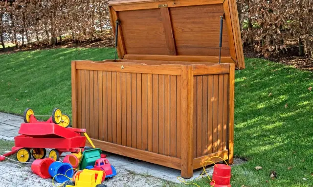 Jak zrobić plac zabaw drewniany? Kompletny poradnik DIY!