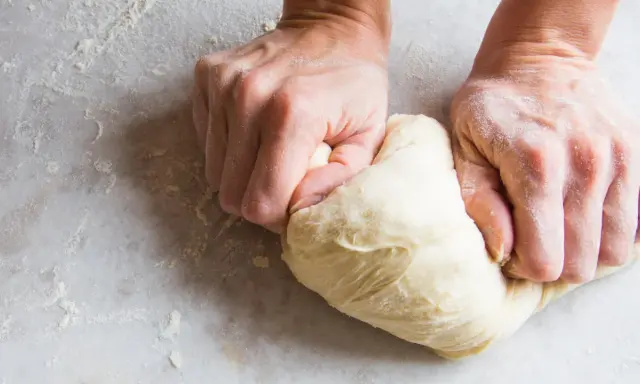 Recette pâte à pizza facile : le guide inratable pour tous