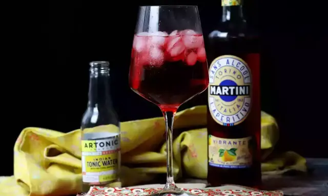 Idealne Martini z tonikiem: Prosty przepis i tajniki smaku