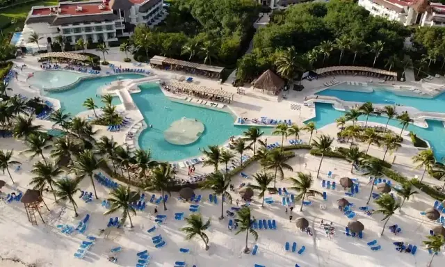 ¿Vale la pena el BlueBay Grand Esmeralda? Análisis honesto