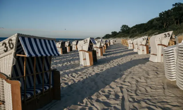 Ile kosztuje nocleg nad morzem? Sprawdź ceny i zaoszczędź!