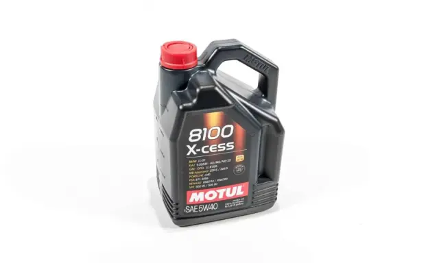 Motul 5W-40 5L: Jaki wybrać? Ceny, normy i jak rozpoznać oryginał