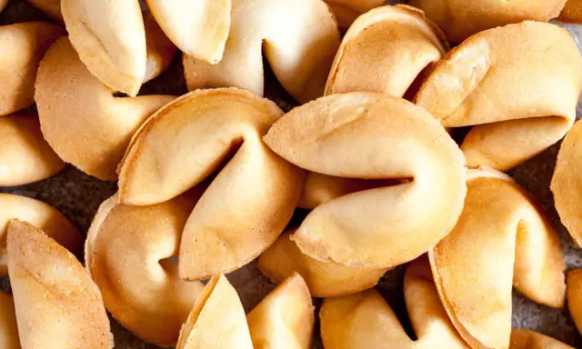 Jakie wróżby do ciastek? Gotowe teksty, przepis i porady!