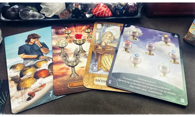 Tarot Tak/Nie: Twoja szybka odpowiedź i sekret interpretacji kart