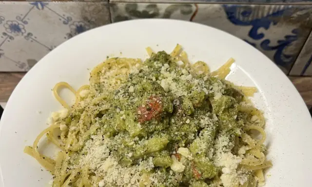 Pasta con Sparacelli: Ricetta Siciliana Autentica e Facile