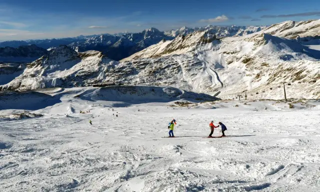 Narty Zakopane: Które stoki otwarte? Warunki, ceny, skipass!