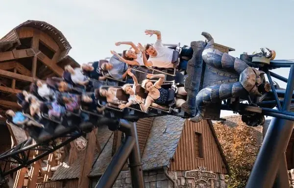 Phantasialand Attraktionen: Ihr Guide zu allen Rides & Shows