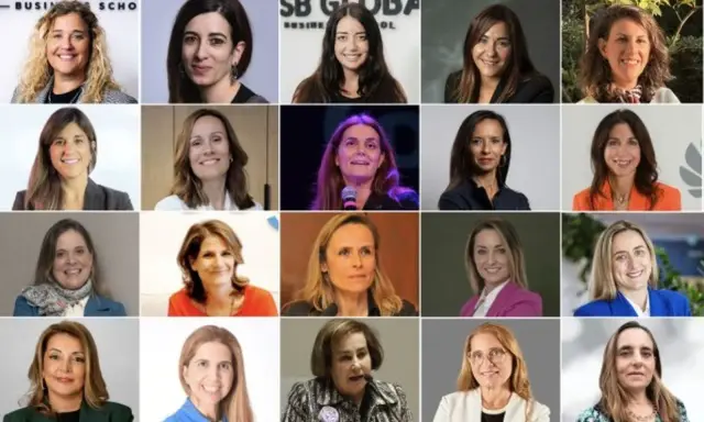 Mosaico de retratos de mujeres directivas sonriendo, cada una en su propia casilla, mostrando diversidad y liderazgo.