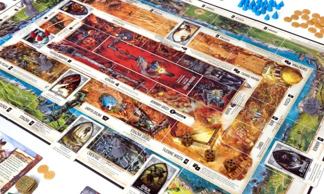 Plansza gry z figurkami i kartami, przypominająca klimatem gry podobne do Talisman. Widać kości, monety i znaczniki.