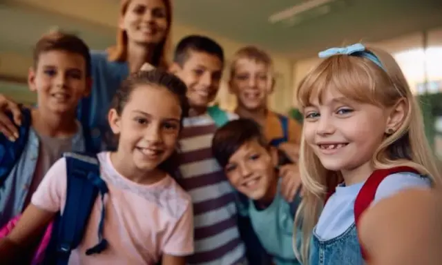 Czy kierownik kolonii może być jednocześnie wychowawcą? Sprawdź zasady