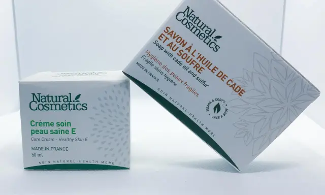 Crème soin peau saine E et savon à l'huile de cade et au soufre, idéaux pour les peaux fragiles. Une solution naturelle pour soulager l'eczéma.