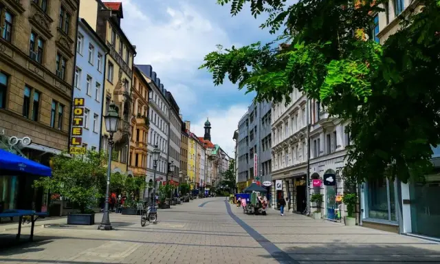 München Hotel finden: Tipps & Top-Stadtteile für Ihre Reise