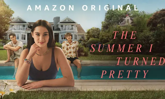 Tego lata stałam się piękna, a obok basenu siedzą dwaj chłopcy. Amazon Original.