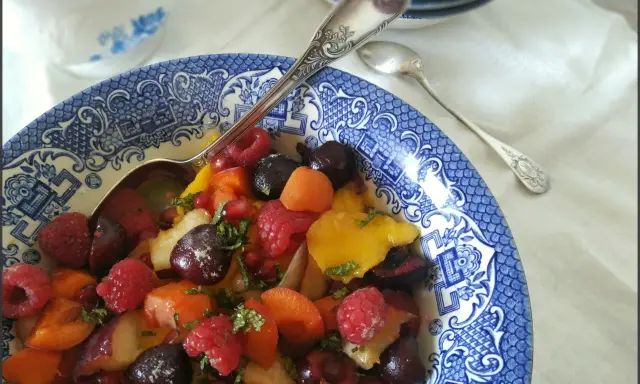 Maîtrisez la salade de fruits frais : astuces et recettes d'expert
