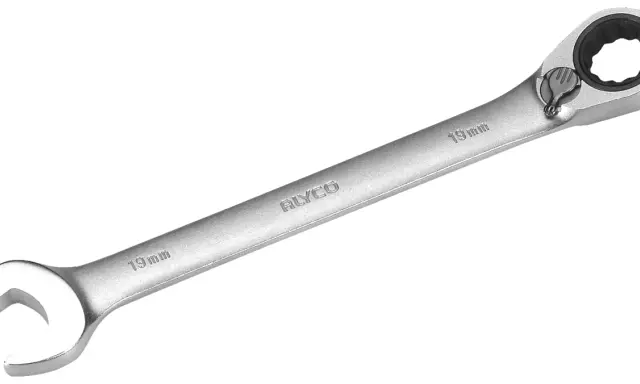 Llave combinada carraca de 19 mm, con extremo abierto y cabeza de carraca giratoria.