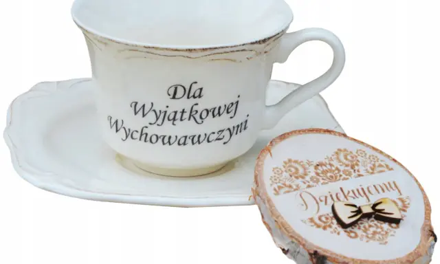Jak podziękować wychowawczyni – wzruszające pomysły na podziękowania