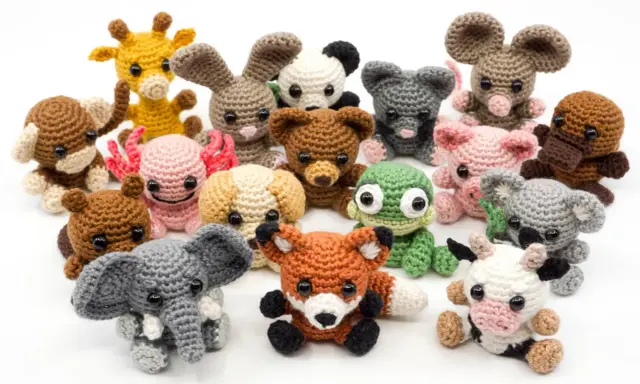 Colección de adorables amigurumis de animales. ¡Encuentra patrones amigurumis gratis para descargar en español y crea tus propios peluches!