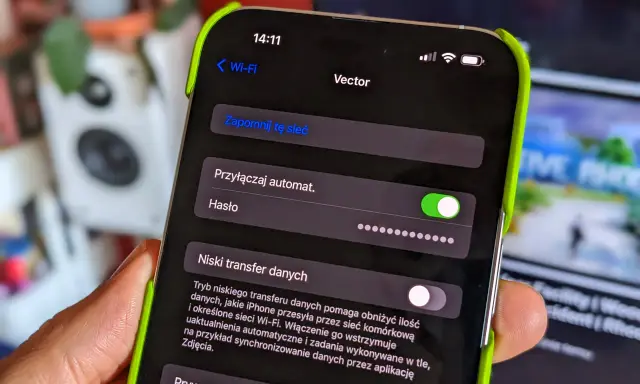 Jak sprawdzić hasło Wi-Fi na telefonie? Android i iOS krok po kroku