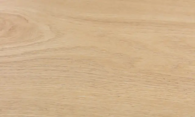 Textura de madera clara, ideal para poner suelo laminado.