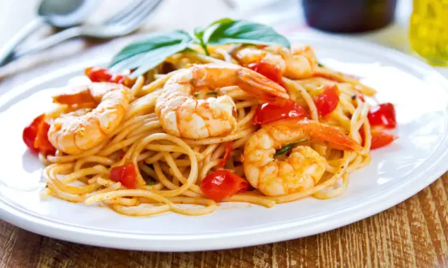 Pasta con Mazzancolle: Ricetta Facile e Gustosa per un Primo Perfetto