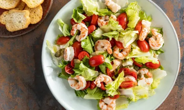 Insalata di Gamberi: Ricetta Perfetta, Idee Fresche e Consigli
