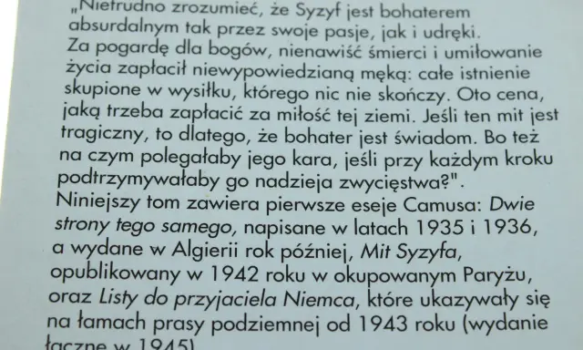 Mit Syzyfa: jak literatura odnajduje sens w absurdzie?