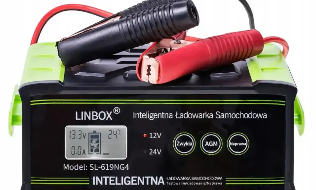 Inteligentna ładowarka samochodowa LINBOX SL-619NG4 z wyświetlaczem, gotowa do pracy. Dowiedz się, jak naładować akumulator.