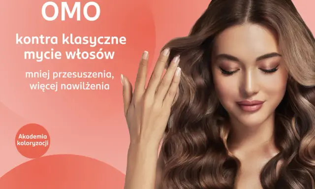OMO: metoda omo dla mniej przesuszenia i więcej nawilżenia włosów. Piękna kobieta z falowanymi włosami.