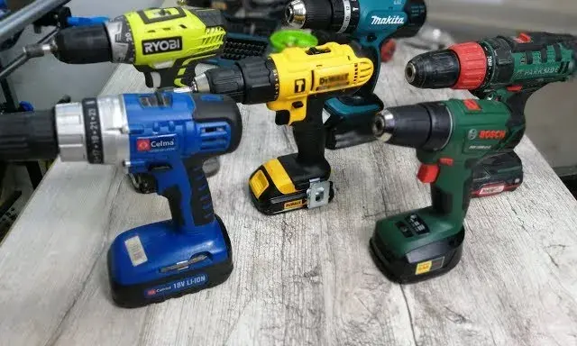 Młotowiertarki Bosch vs Makita: Która lepsza dla pro i majsterkowicza?