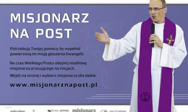 Ksiądz w fioletowej stuły zachęca do modlitwy za misjonarzy. Krótka modlitwa za misjonarzy na Wielki Post.