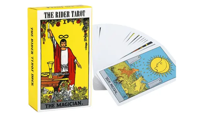 Tarot: Lustro duszy czy pułapka? Zrozum karty i wybierz świadomie