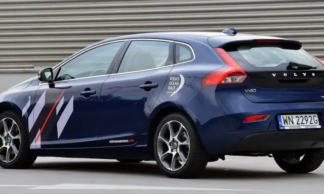 Volvo V40: Jaki silnik wybrać? Benzyna, diesel, PowerShift?