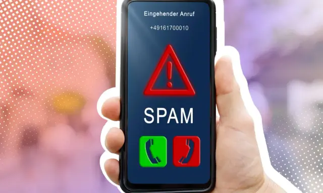 Vorsicht bei eingehenden Anrufen! Das Smartphone zeigt eine Warnung vor SPAM mit einer unbekannten Handynummer an.