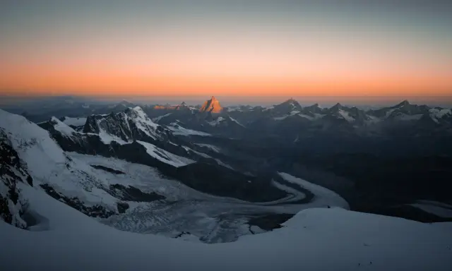 Dufourspitze: Der höchste Berg der Schweiz Fakten & Touren-Guide