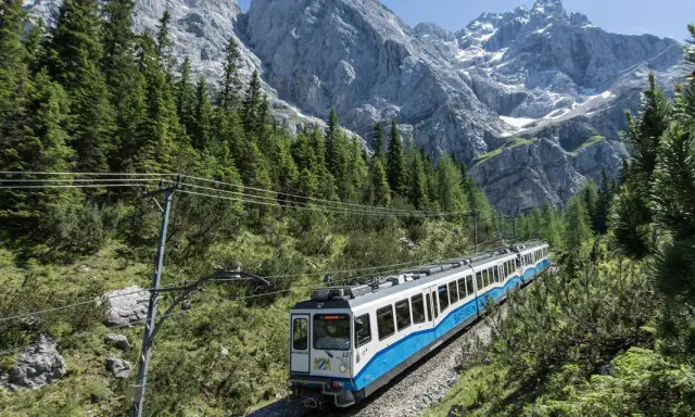 Zugspitze: Deutschlands höchster Berg Bahnen, Routen, Erlebnisse