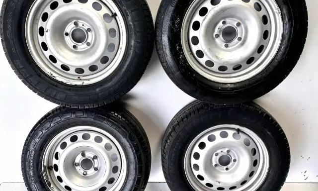 Felga 7J: Jaka opona? 205 czy 215 mm? Ekspert radzi