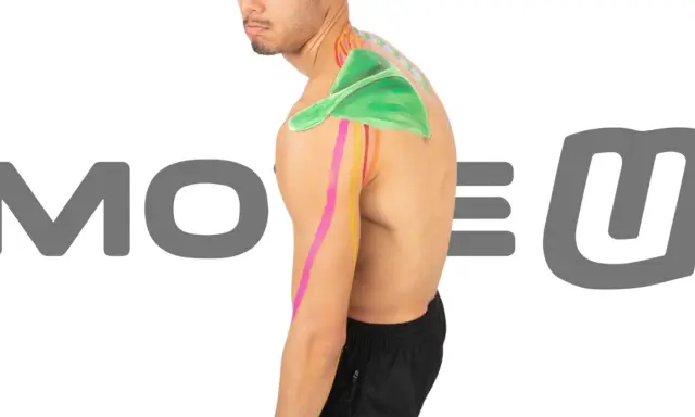 Kinesiotaping wdowi garb: kolorowe taśmy na ramieniu i plecach mężczyzny, wspierające postawę.