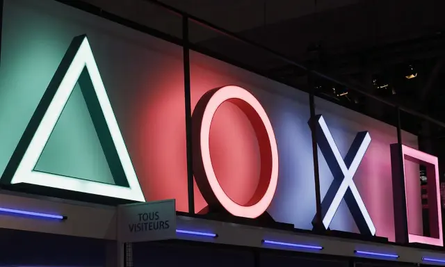 PS5 Digital Edition: Wady, zalety i opłacalność. Czy to Twój wybór?