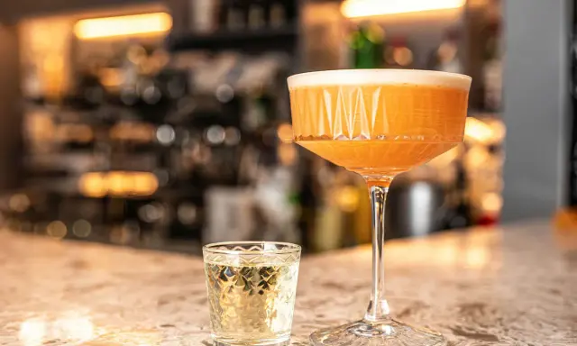 Drinki z marakują: 12 przepisów od Pornstar Martini po mocktaile!