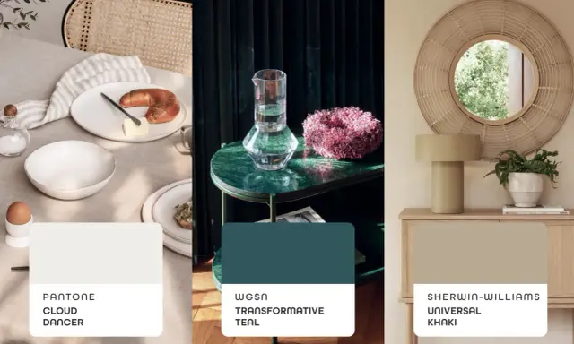 Tendenze arredamento: tavola apparecchiata, tavolino in marmo verde e specchio in rattan. Colori: Cloud Dancer, Transformative Teal, Universal Khaki.