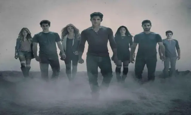 Teen Wolf sezon 4 odcinek 1: co się wydarzyło w pierwszym odcinku?
