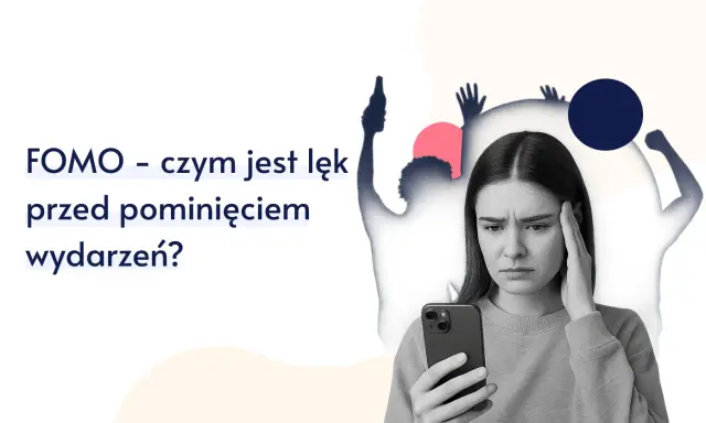 Młoda kobieta zmartwiona przegląda telefon, podczas gdy w tle widać sylwetki bawiących się ludzi. FOMO - czym jest lęk przed pominięciem wydarzeń?