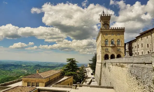 Palazzo Pubblico e vista panoramica: ecco cosa vedere a San Marino in un giorno.