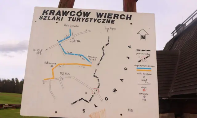 Mapa szlaków turystycznych Krawców Wierch. Pokazuje trasy do Hali Lipowskiej, Trzy Kopce, Glinki i Ujsoły.