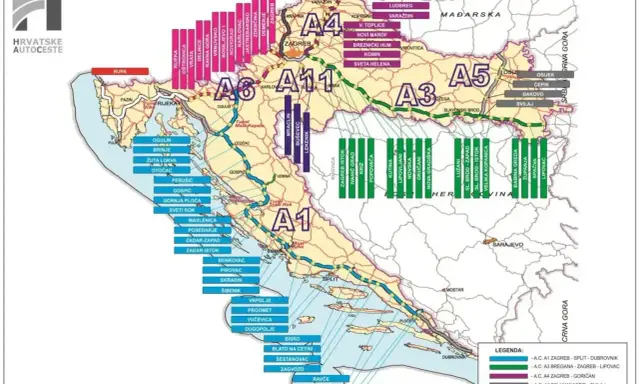 Mapa chorwackich autostrad z zaznaczonymi odcinkami i miastami. Kluczowe informacje o chorwackich opłatach drogowych.