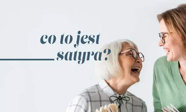 Dwie kobiety w okularach śmieją się, trzymając książki. Tekst: "co to jest satyra?".