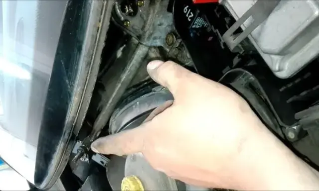 Wycieraczki Audi A4 B6 nie działają? Regeneracja lub wymiana DIY