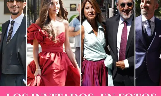 Varios invitados a la boda de Tamara Falcó, luciendo elegantes trajes y vestidos de fiesta.